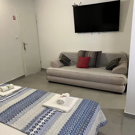 Calla Apartman *