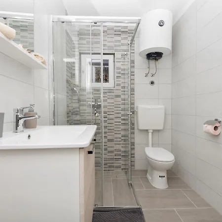 Calla Apartman
